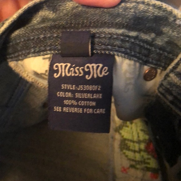 Adorable Mini Skirt by “Miss Me”! - Picture 12 of 17